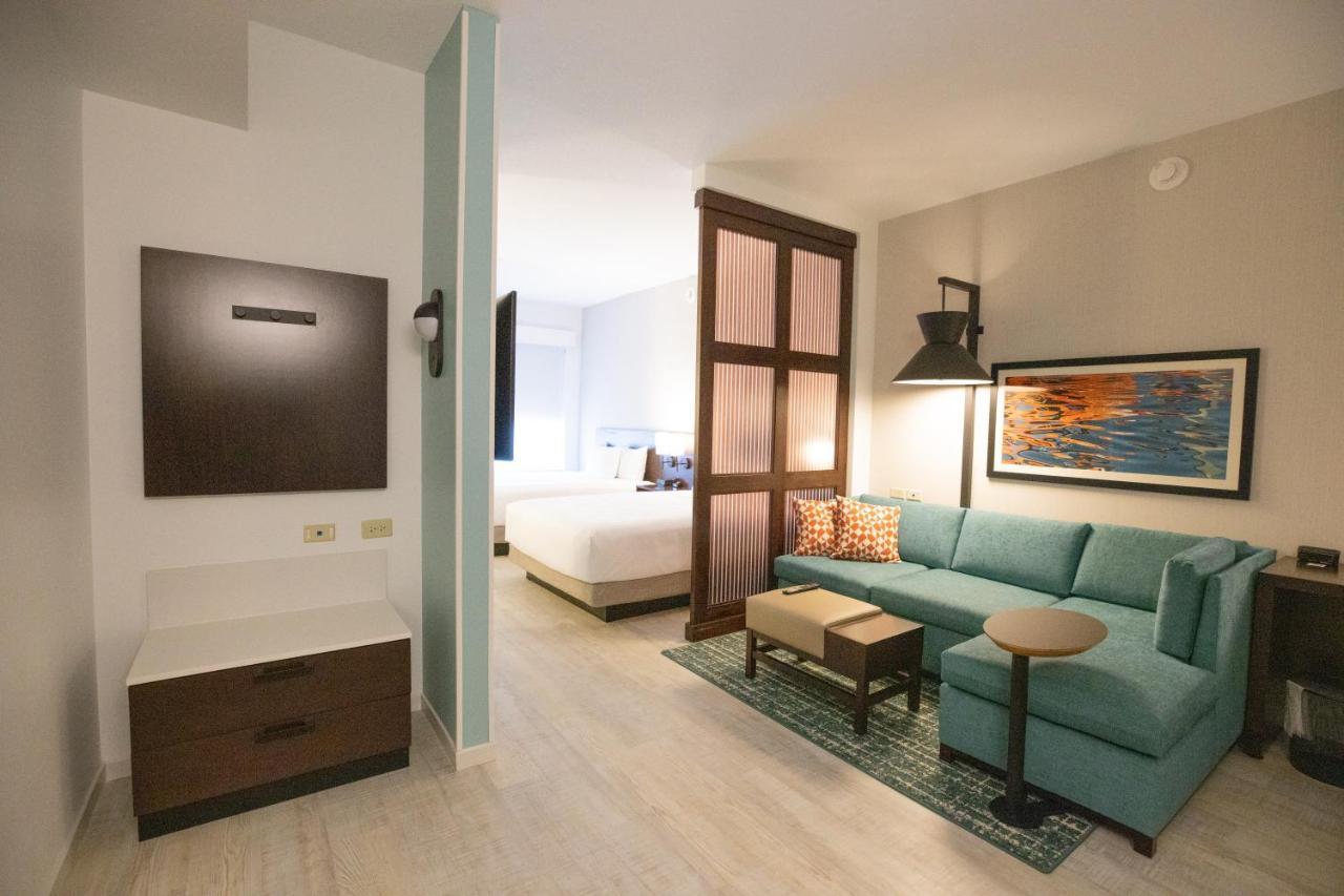 Queen Room Two Queen Beds Sofa Bed