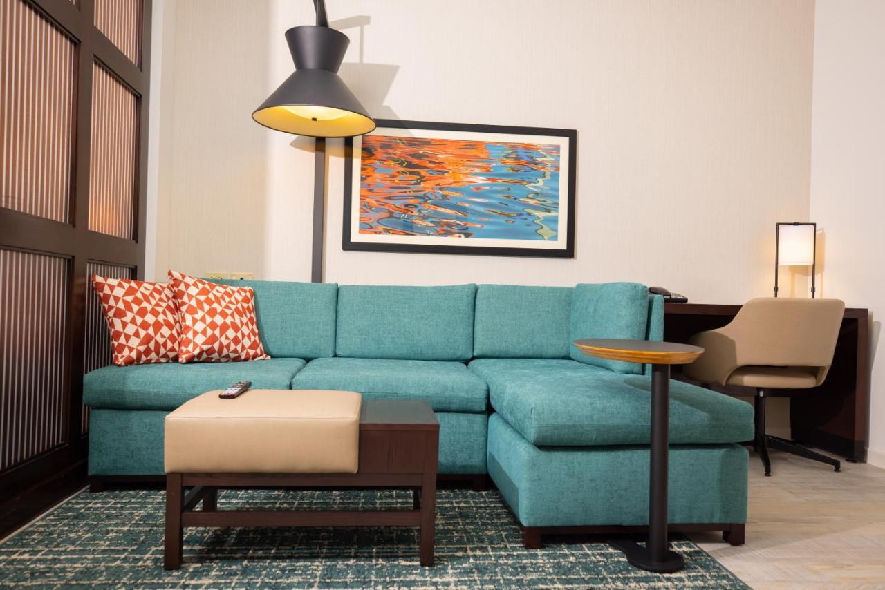 King Room Sofa Bed