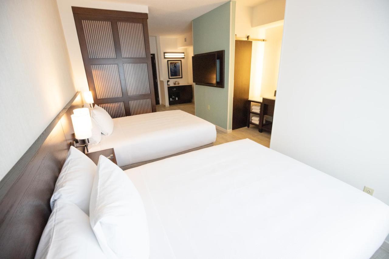 Queen Room Two Queen Beds Sofa Bed