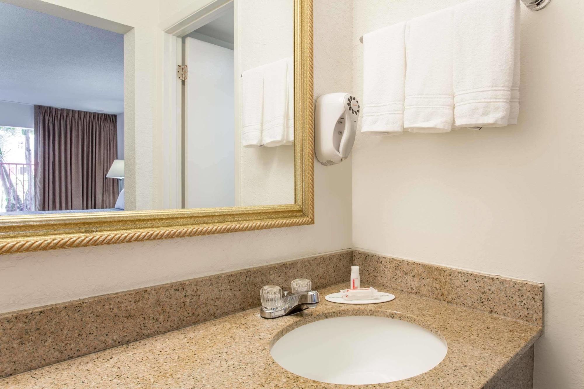 Poolside Double Room with Two Double Beds - Non-Smoking