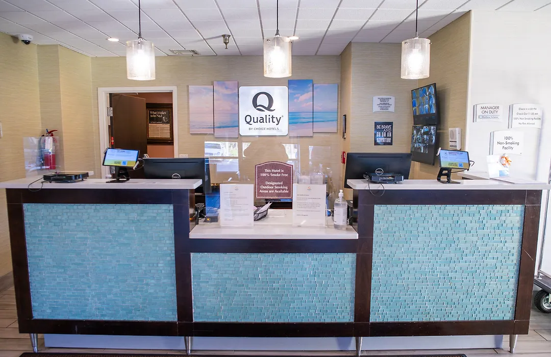 Quality Inn Palm Beach International Airport-1
